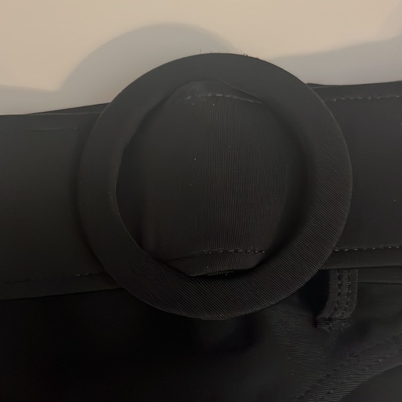 5/$20 🛍 Black bikini bottom with belt - Picture 4 of 6